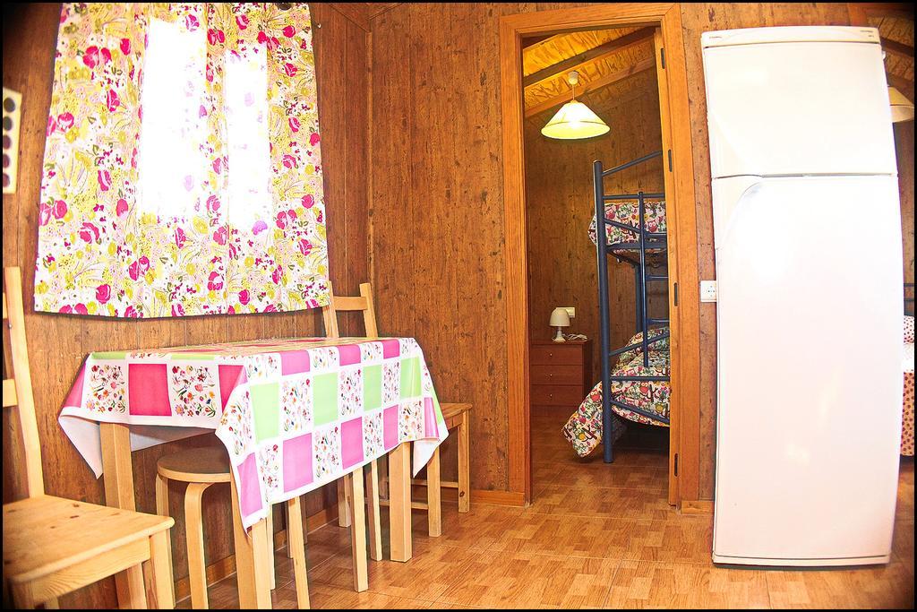 Bungalow Curro Pareja 131 Conil De La Frontera Bagian luar foto