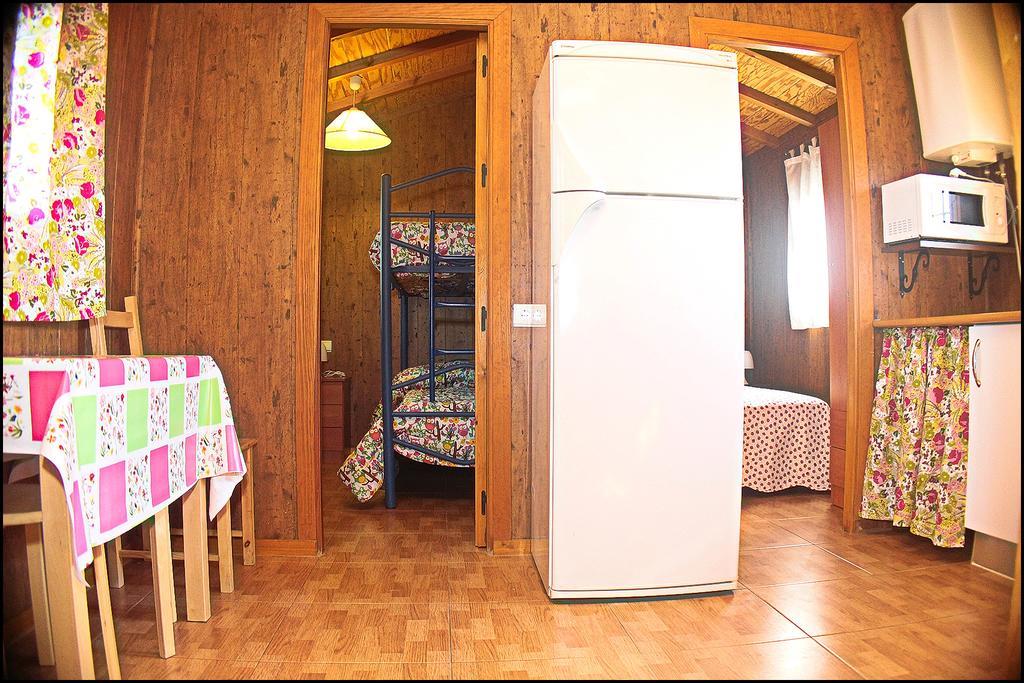 Bungalow Curro Pareja 131 Conil De La Frontera Bagian luar foto