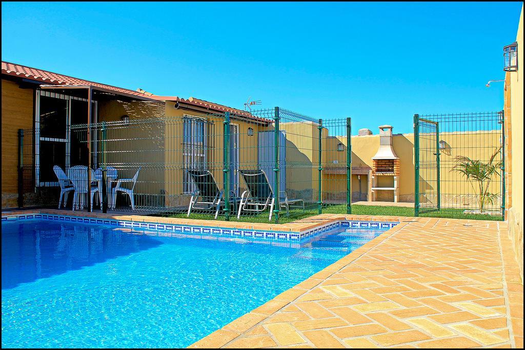 Bungalow Curro Pareja 131 Conil De La Frontera Bagian luar foto